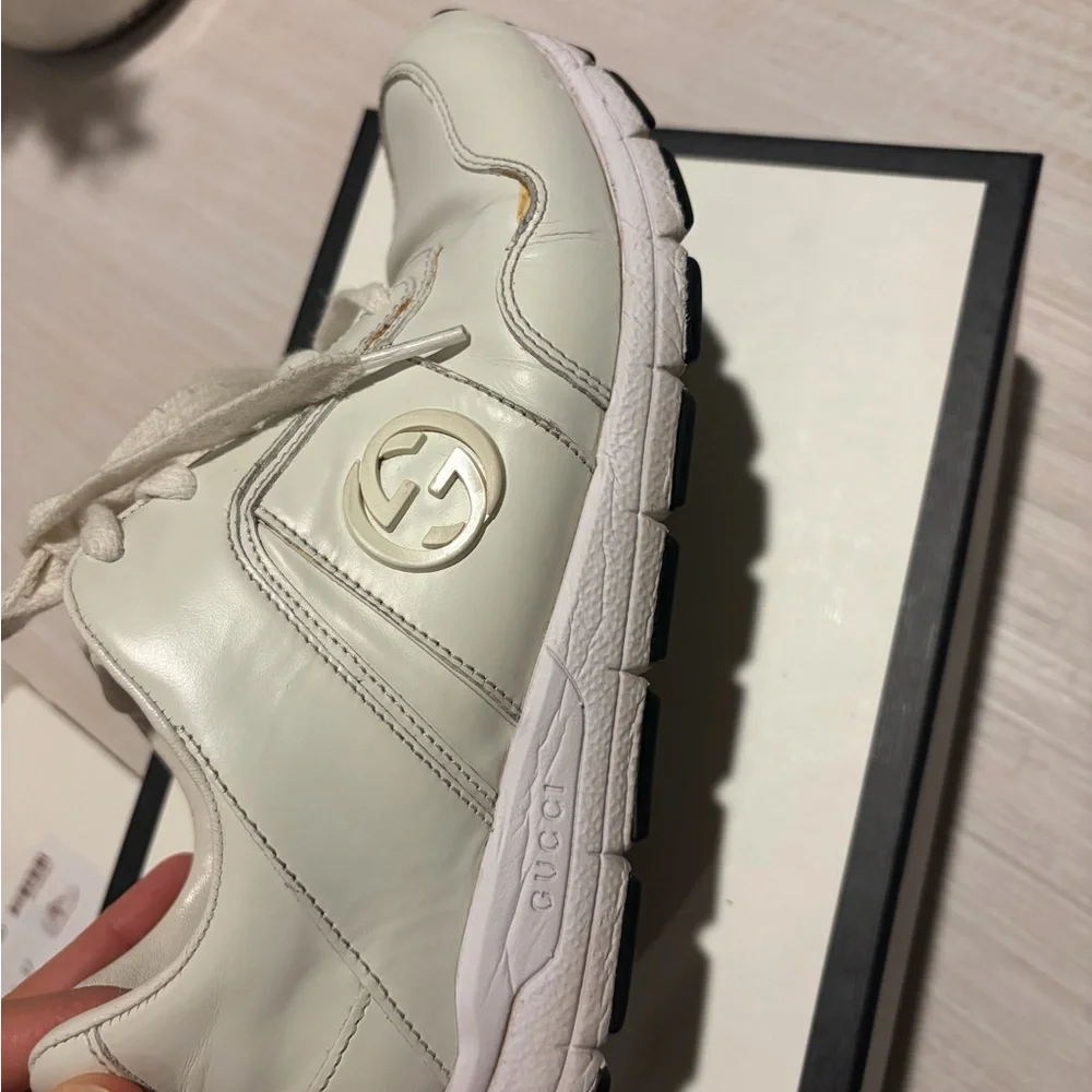 Gucci Cream White Shoes and Satin Dust Bag - Picture 5 of 10